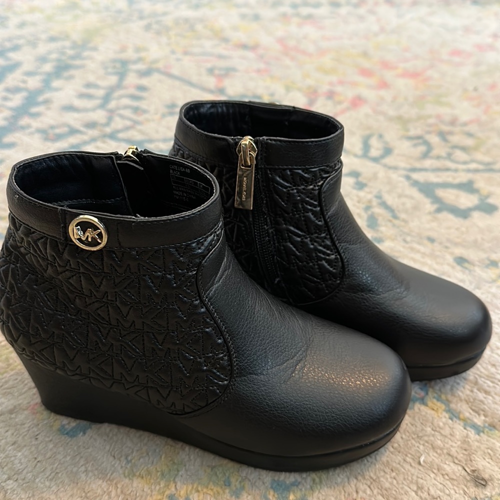 Girls Michael Kors booties